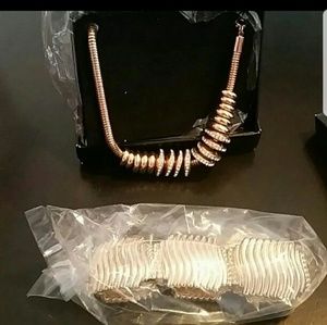 Gold tone heavy duty jewelry